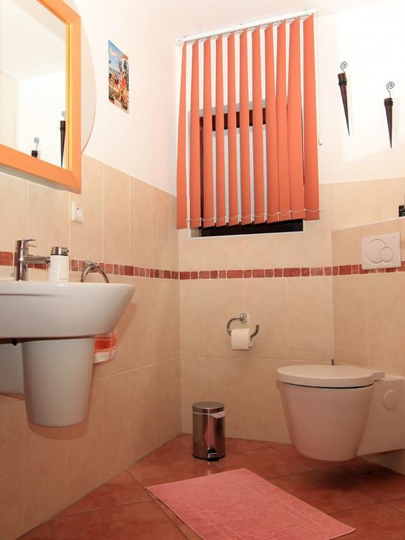 אראך Ferienwohnungen Gaestehaus Schreiner מראה חיצוני תמונה